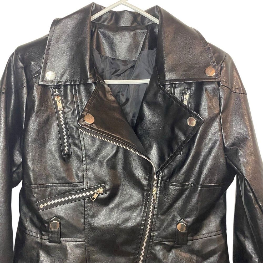 Vegan Leather Size Medium Women's Jacket Flare Back‎ With Zippers Biker Mob wife - Picture 2 of 6